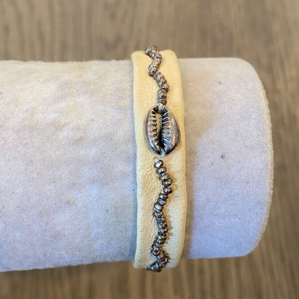 New Authentic Chan Luu Cowry Shell Ivory Leather P